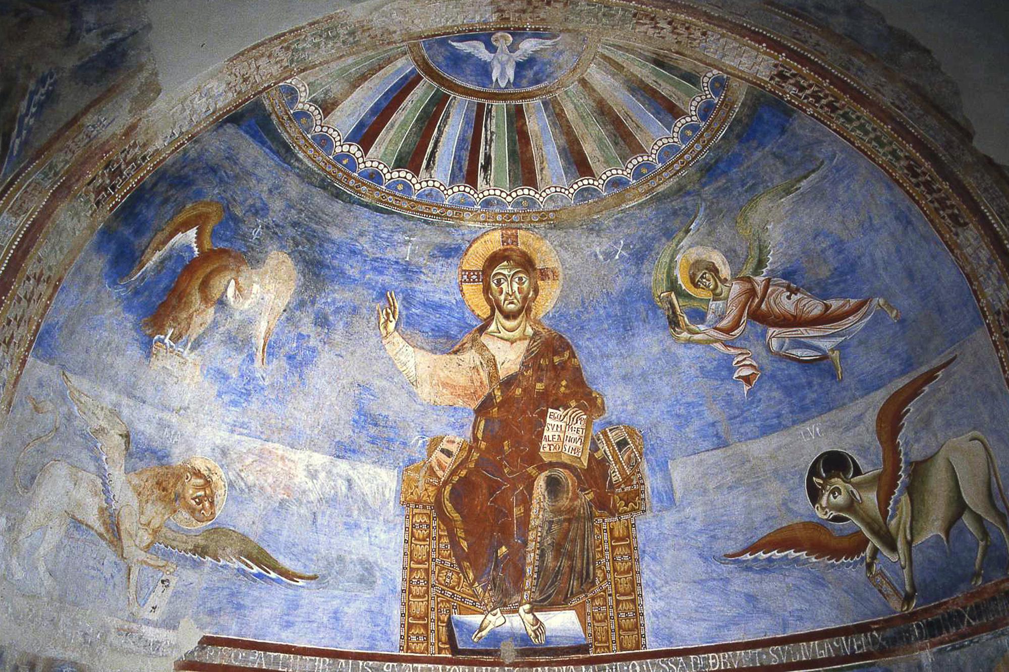 Detail of the fresco decoration of the apse with the enthroned Christ and the symbols of the four Evangelists. – © Caserta Royal Palace Archive