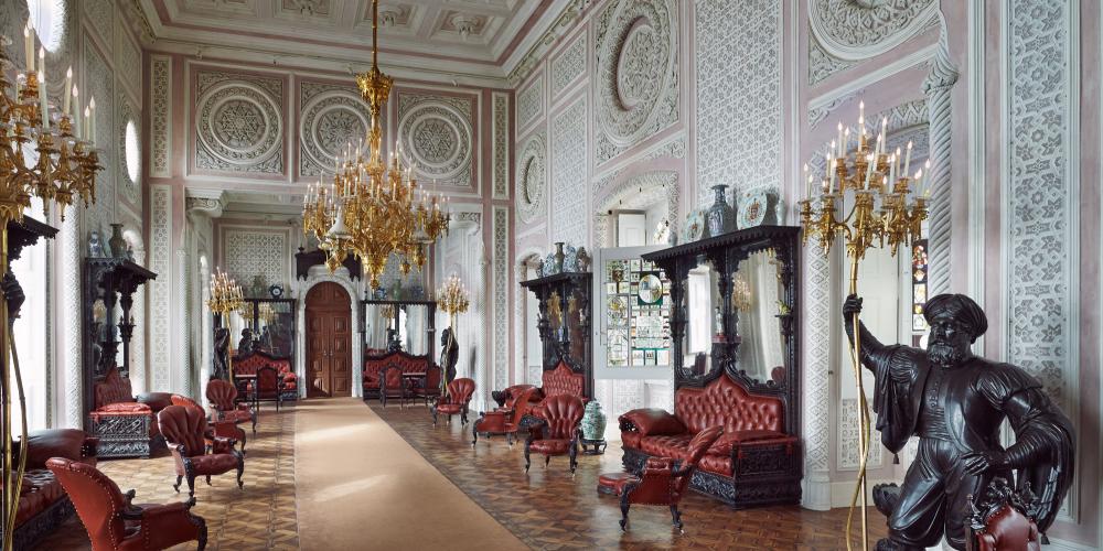 The Palace of Pena is the archetypal castle of dreams and fantasy, made real. – © PSML / Angelo Hornak The Palace of Pena is the archetypal castle of dreams and fantasy, made real. – © PSML / Angelo Hornak