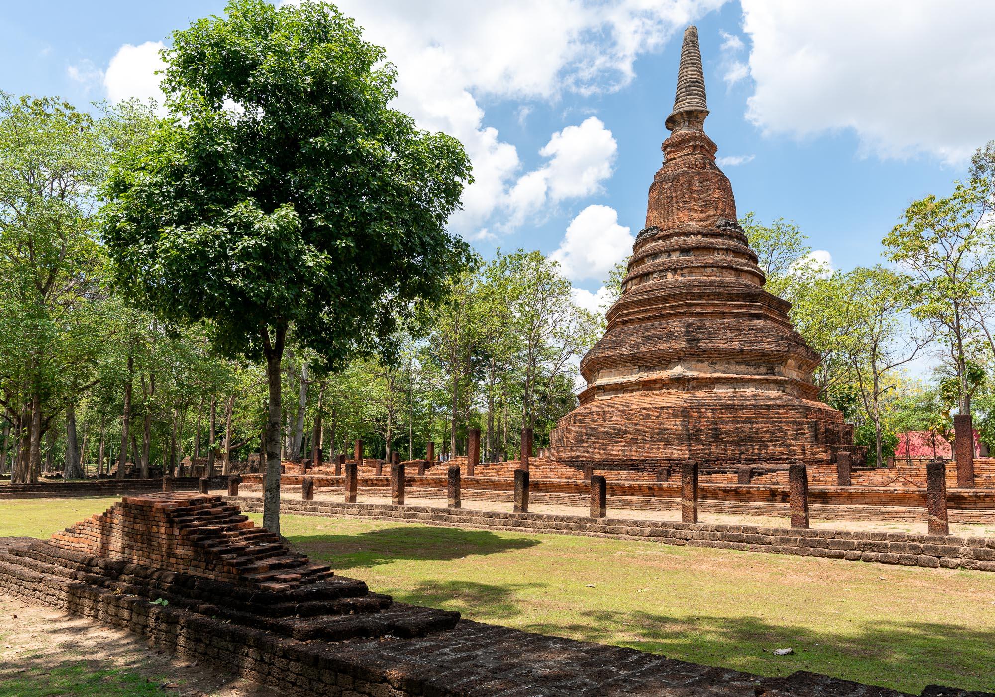 The stupa of Wat Phra That, which would have been the main temple of the king. – © Michael Turtle