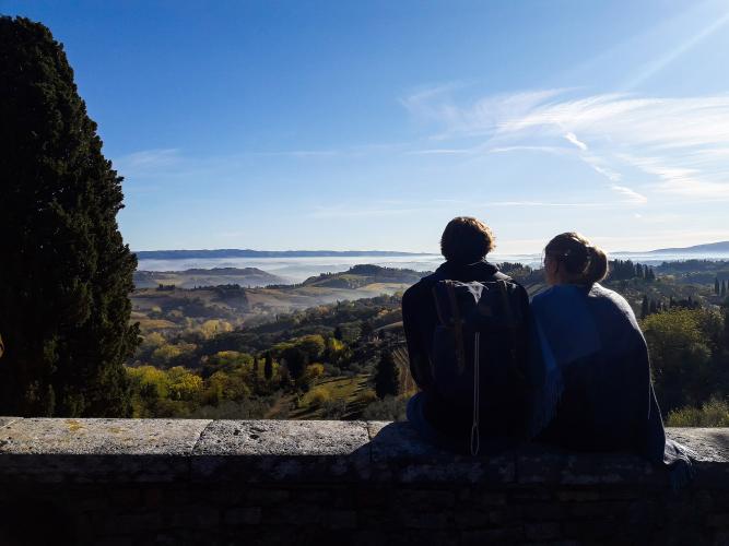 Come to San Gimignano and get happily lost in its history. – © Tina Fasulo / Share your Sangi