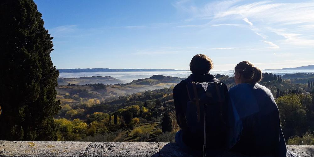 Come to San Gimignano and get happily lost in its history. – © Tina Fasulo / Share your Sangi Come to San Gimignano and get happily lost in its history. – © Tina Fasulo / Share your Sangi