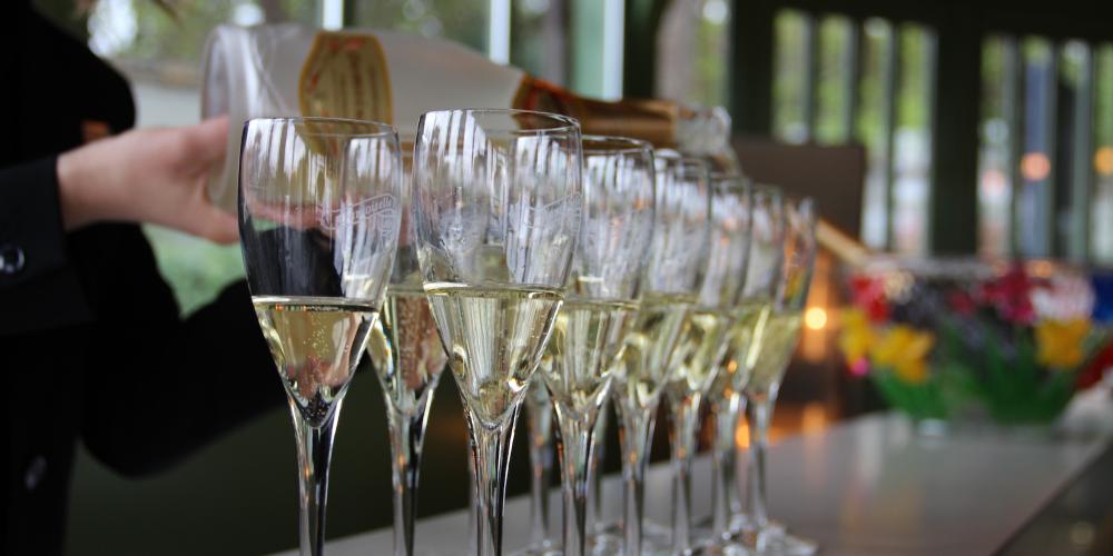 The moment of truth during any holiday in Champagne: a dégustation (wine tasting) at Villa Demoiselle in Reims. – © S. Millot The moment of truth during any holiday in Champagne: a dégustation (wine tasting) at Villa Demoiselle in Reims. – © S. Millot