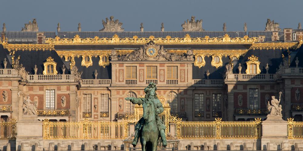 Résultat de recherche d'images pour "palais de versailles"