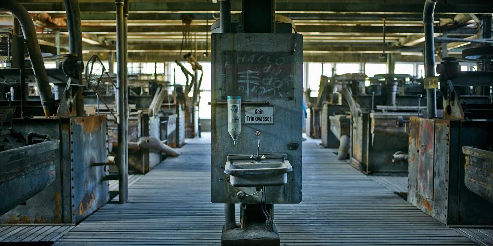 In the Rammelsberg visitor mine, which was shut down in 1988, the technical facilities of approximately 1,000 years of mining have been largely preserved. The above-ground facilities occupy a seminal position in the industrial architecture of the 20th century. – © Stefan Sobotta In the Rammelsberg visitor mine, which was shut down in 1988, the technical facilities of approximately 1,000 years of mining have been largely preserved. The above-ground facilities occupy a seminal position in the industrial architecture of the 20th century. – © Stefan Sobotta