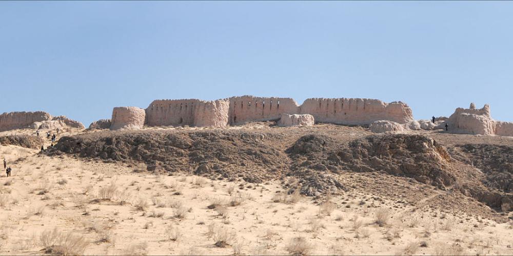 Panoramic view of remains of Ayaz Kala fort in Karakalpakstan, Uzbekistan – © Jean-Pierre Dalbéra / Flickr