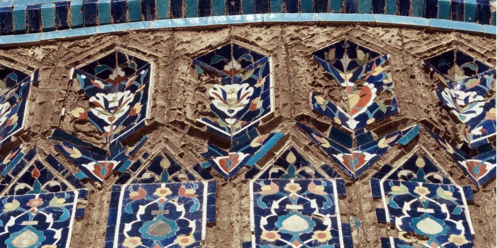 Travelers can take the opportunity to enjoy the artwork adorning the monuments, which is a result of the tremendous craftsmanship present in the ancient city. – © Kunya Urgench Site Travelers can take the opportunity to enjoy the artwork adorning the monuments, which is a result of the tremendous craftsmanship present in the ancient city. – © Kunya Urgench Site