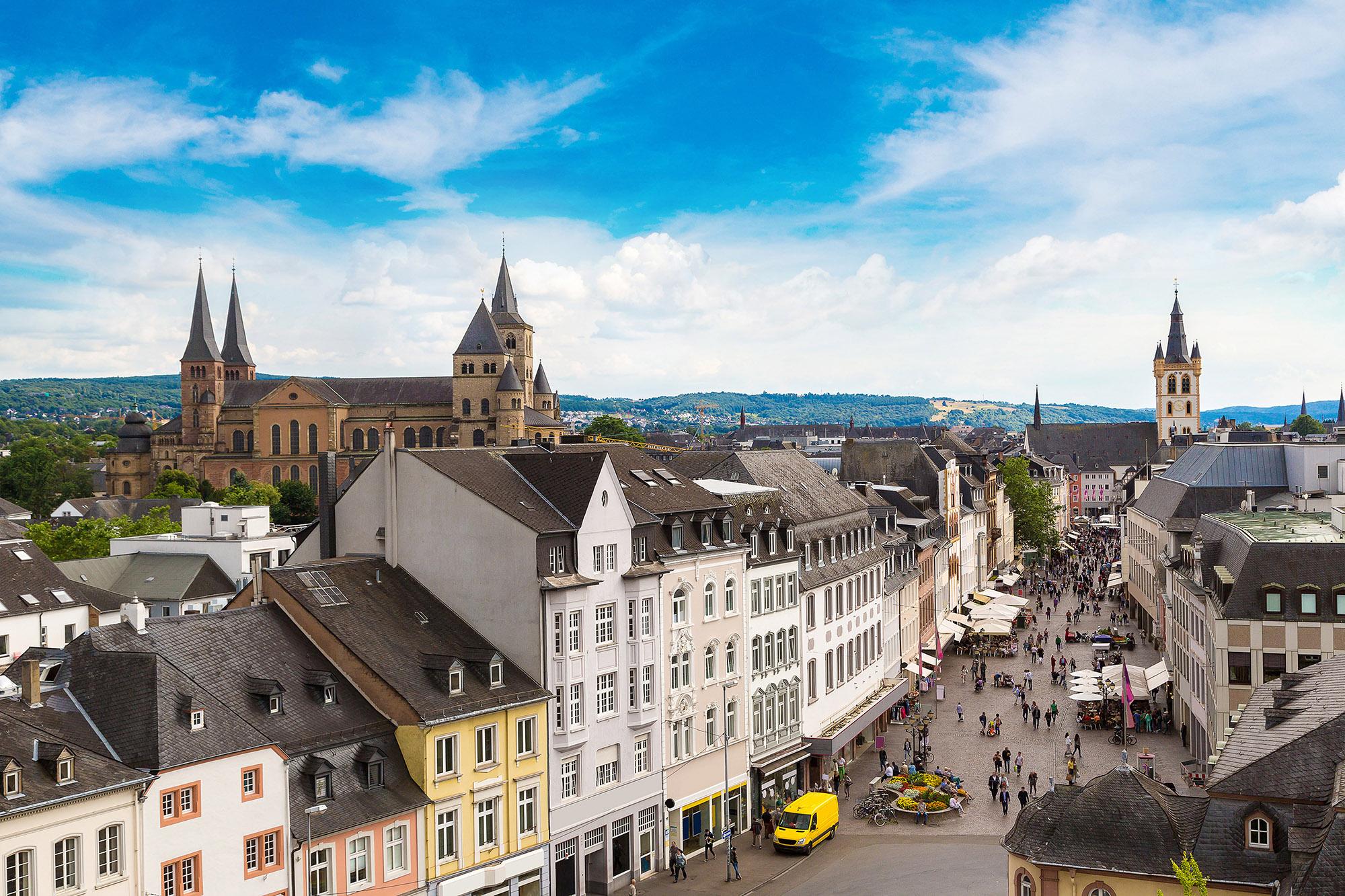 Entre l'architecture, l'histoire romaine et la modernité bourdonnante, Trèves saura divertir les visiteurs de tous âges. - © S-F / Shutterstock