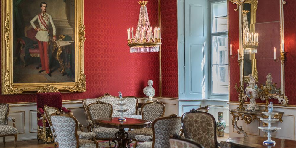 A view of the interieur of Archbishop’s Palace with the portrait of Emperor Franz Joseph I., who took over the throne here in the year 1848. – © Lukáš Uchytil