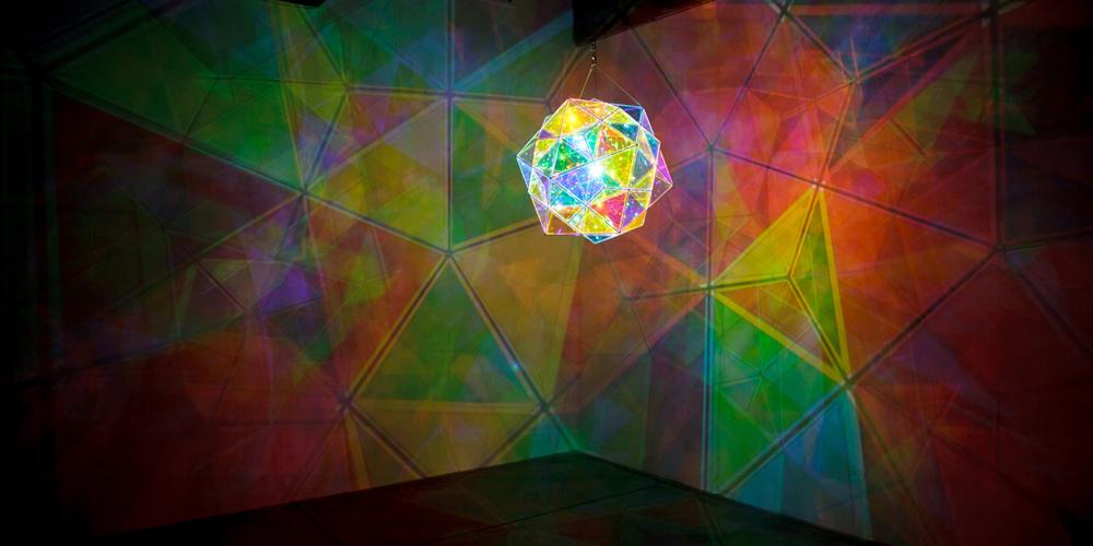 Olafur Eliasson, the Kaiserring Award winner from 2013, is a Danish-Icelandic artist known for his sculptures and large-scale installations. Pictured: "Infinite Colour Double Polyhedron Lamp." – © Heike Göttert / photogeno Goslar, Courtesy Hans-Joachim Tessner-Stiftung Goslar