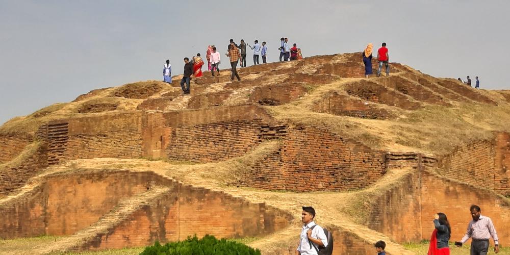 Visitors climbing on the top of the temple, Gokul Medh Bogura – © Maliha Nargis Ahmed Visitors climbing on the top of the temple, Gokul Medh Bogura – © Maliha Nargis Ahmed