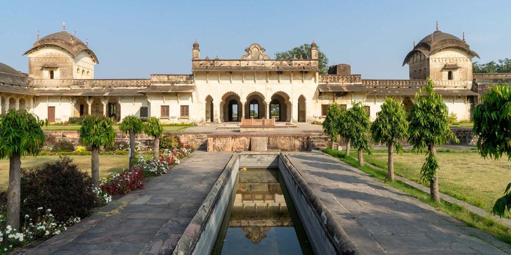 The water garden at the Chaman Mahal palace is the most peaceful spot within the city walls of Islamnagar. – © Michael Turtle The water garden at the Chaman Mahal palace is the most peaceful spot within the city walls of Islamnagar. – © Michael Turtle