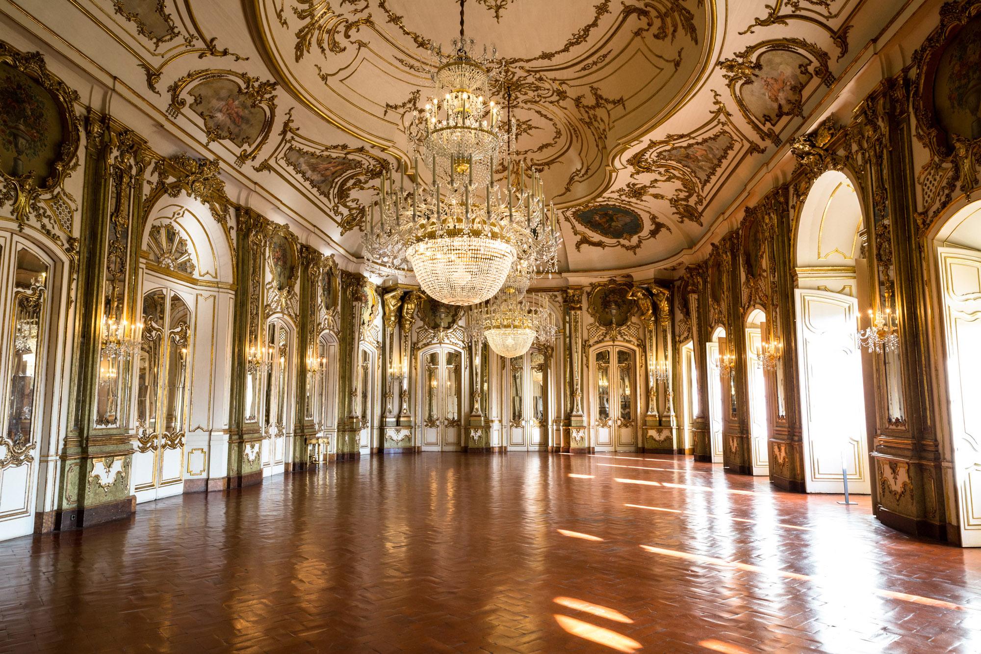 The Throne Room in the Palace of Queluz -  © PSML / Wilson Pereira