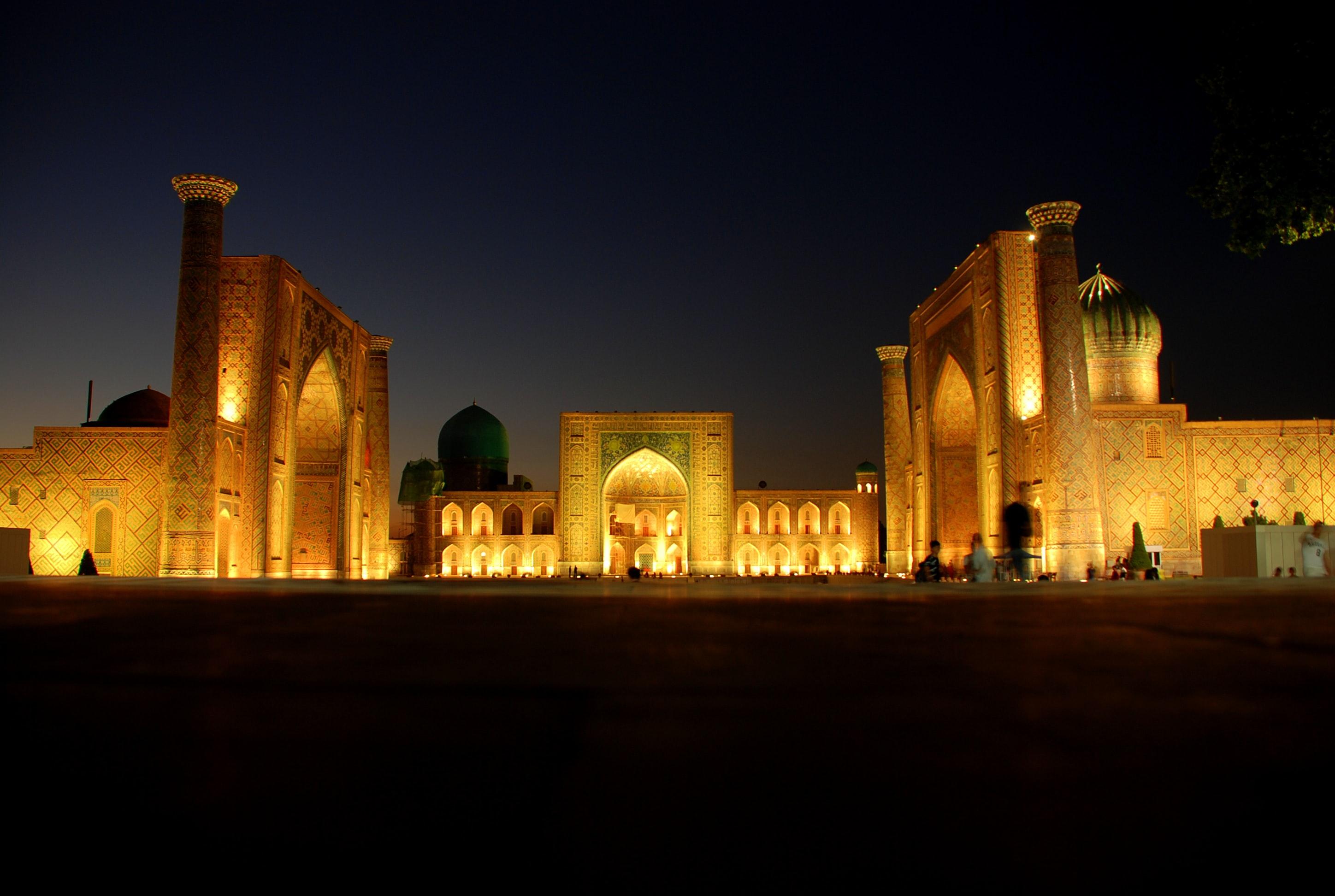 Registan Square Samarkand © Snowscat / Unsplash