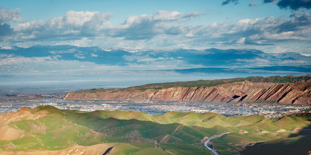 The terrain of the Vakhsh Valley has several great hiking routes – © Khairullo Latifov / Shutterstock The terrain of the Vakhsh Valley has several great hiking routes – © Khairullo Latifov / Shutterstock