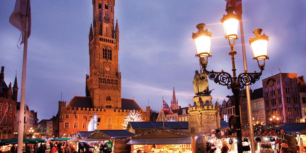 Le marché de Noël de Bruges attire des visiteurs du monde entier. – © Jan D'Hondt / VisitBruges