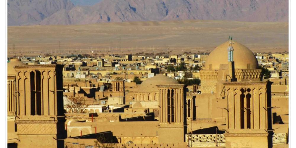 Rocky landscape around the city. – © City of Yazd Archive Rocky landscape around the city. – © City of Yazd Archive