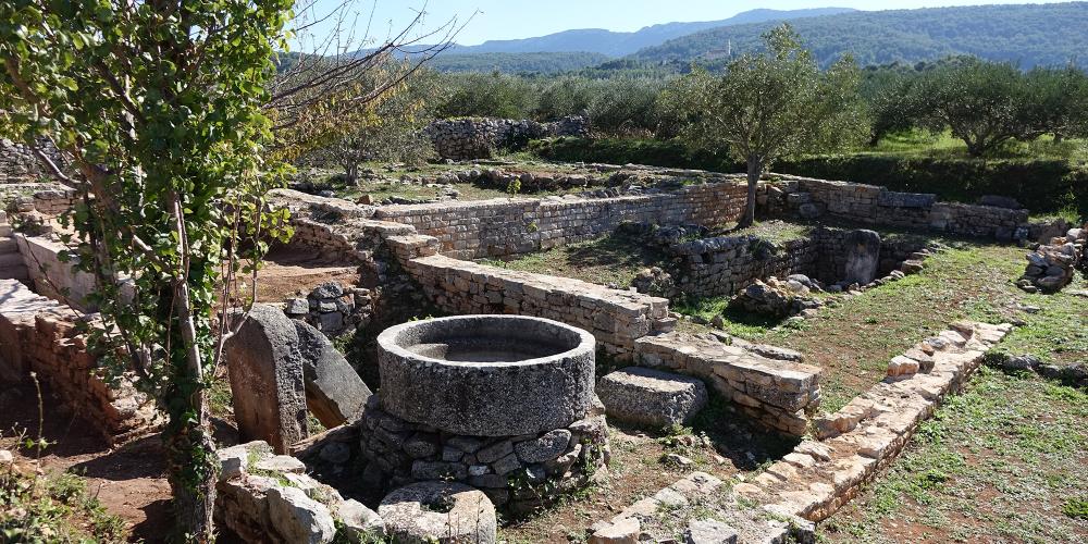 Le site archéologique de Kupinovik comprend les restes d'une ferme romaine – © Stari Grad Plain Le site archéologique de Kupinovik comprend les restes d'une ferme romaine – © Stari Grad Plain