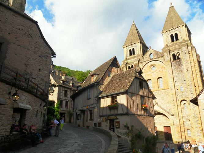 Conques, an important step on the road to Santiago de Compostela – © D.Becker