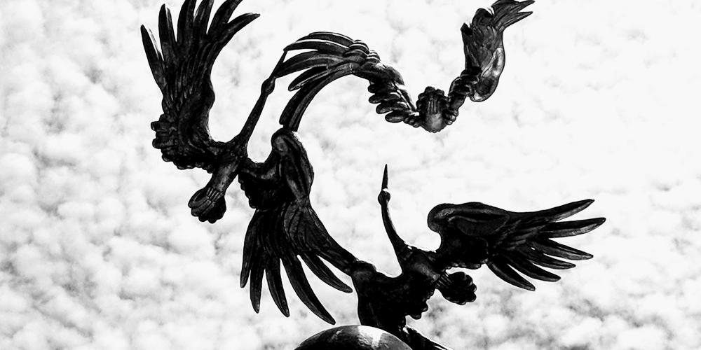 Sculpture of three flying storks, the national symbol of Uzbekistan, in Independence Square. – Photo by Brian Ma
