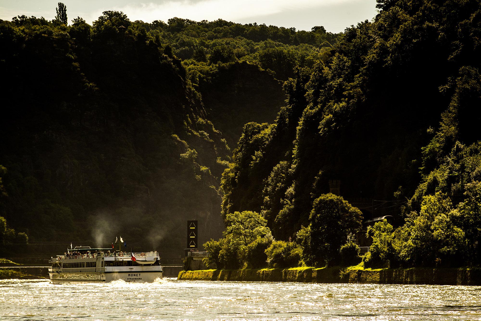 La vallée du Haut-Rhin moyen est exceptionnellement riche en témoignages de son patrimoine culturel et des nombreux événements historiques qui s’y sont déroulés. - © Herbert Piel, Rhein-Touristik Tal der Loreley