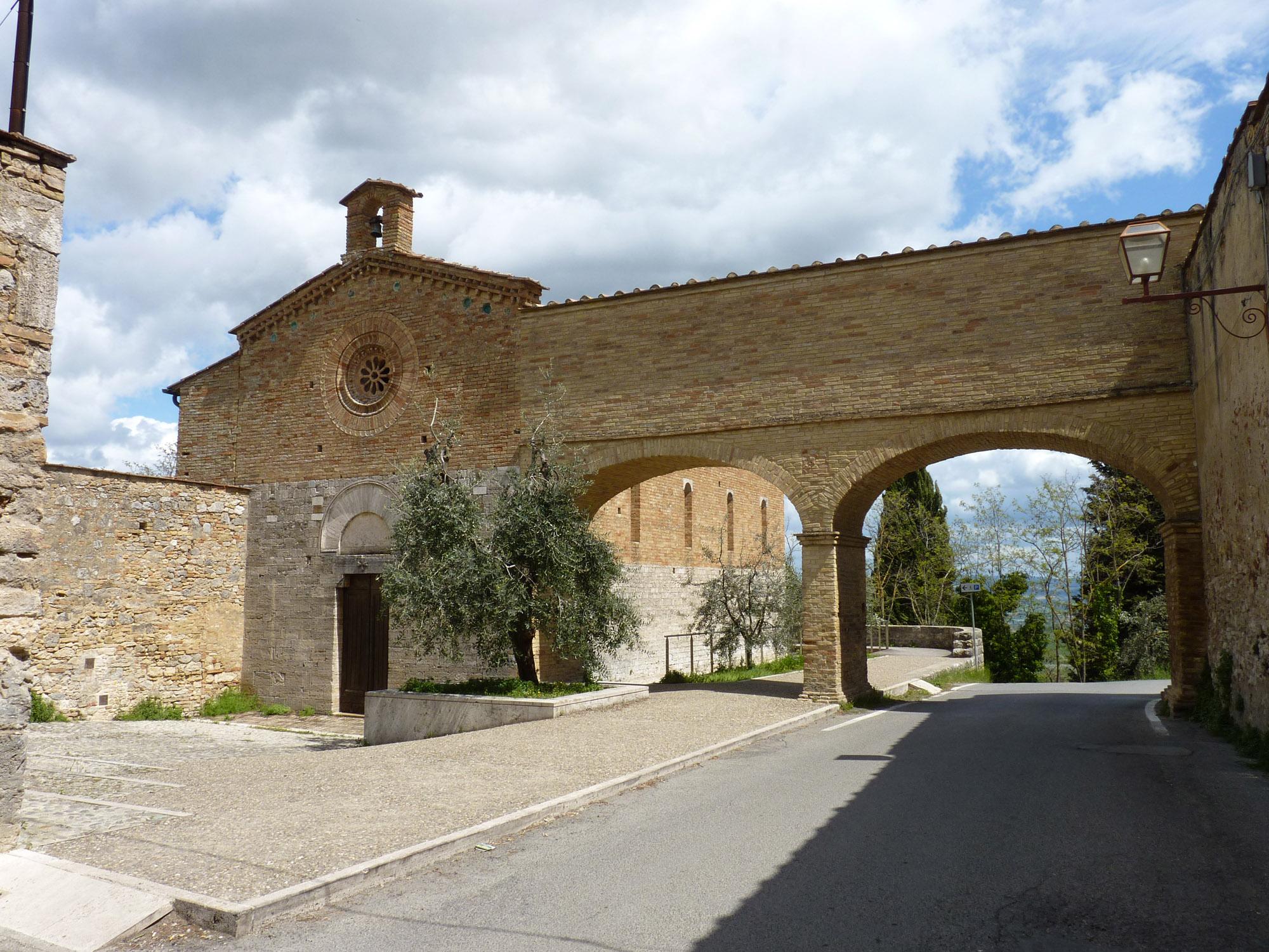 Santo Jacopo church is a beautiful place in a peaceful neighbourhood. The church hosts classical music concerts. – © Comune di San Gimignano