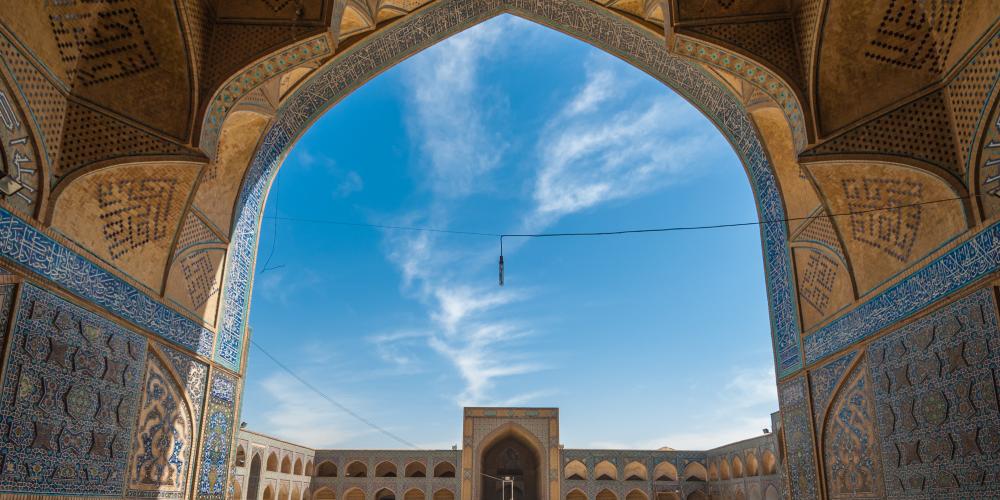 Different colors of blue adorning the walls of the mosque – © javarman / Shutterstock Different colors of blue adorning the walls of the mosque – © javarman / Shutterstock