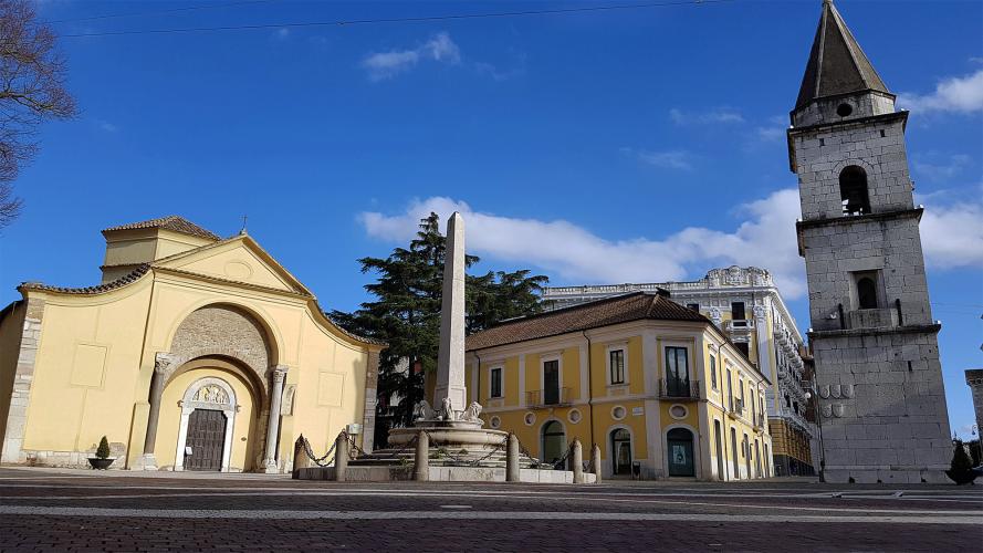 圣索非亚教堂是伦巴第的艺术杰作，于2011年被联合国教科文组织列为世界遗产，是意大利伦巴第七个历史建筑群的一部分，入选题词为意大利伦巴第，权力之地（公元568-774年）。 – © Comune di Benevento