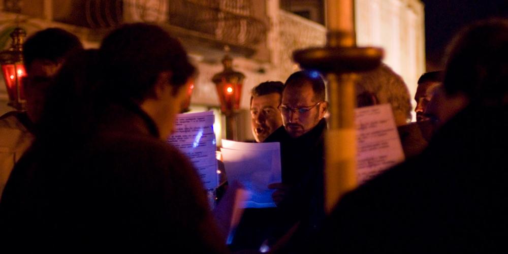 The backbone of the Procession is the Gospin plač (Lamentations of the Virgin Mary), octosyllabic Passion text from the 15th century sung in the form of music dialogue by chosen singers, kantaduri. – © Ministry of Culture