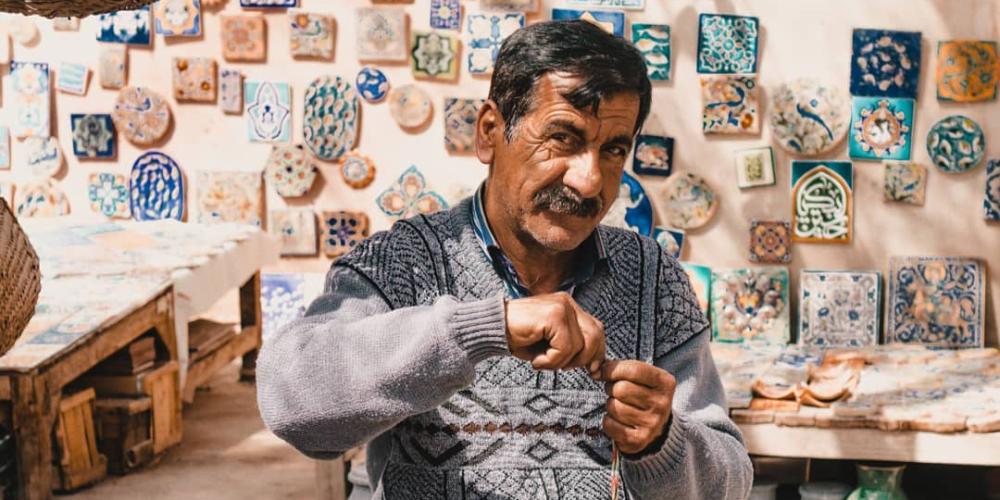 Local art crafter. – © Ann Tachado Local art crafter. – © Ann Tachado