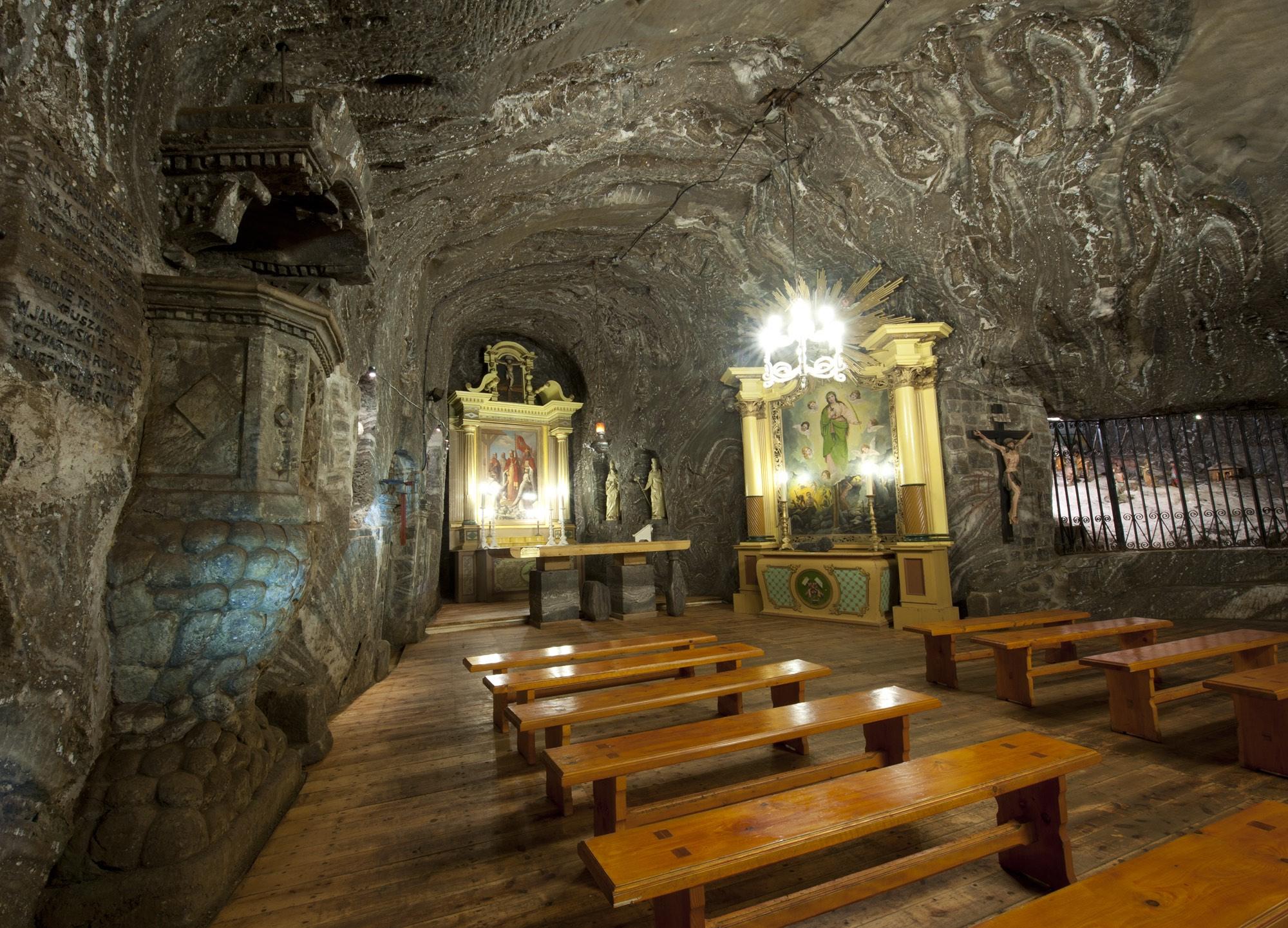 The history of the Chapel of St. Kinga in the Bochnia Salt Mine, as the place of worship, dates back to 1747. Since 2016, the saint's relics have been kept in the Chapel. – © Artur Grzybowski