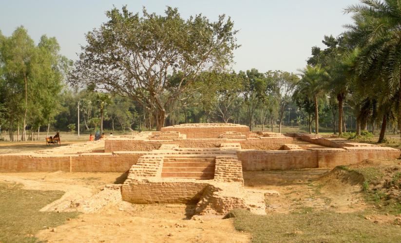 North side of Bhasu Vihara monastery. – © Maliha Nargis Ahmed