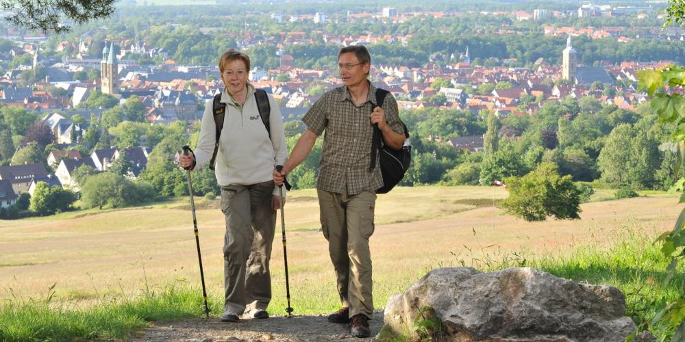 Discover Goslar from a different perspective. The Rammelsberg is a great spot, where hikers get a unique view over Goslar. – © Stefan Schiefer / GOSLAR marketing gmbh