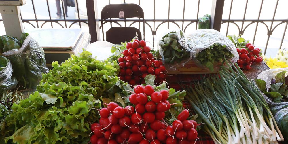 Natural colours at Halės market created by nature. – © www.govilnius.lt Natural colours at Halės market created by nature. – © www.govilnius.lt