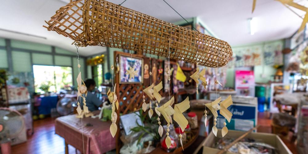 Pla Taphian is a mobile with fish made from palm leaves, a traditional craft in Ayutthaya. – © Michael Turtle