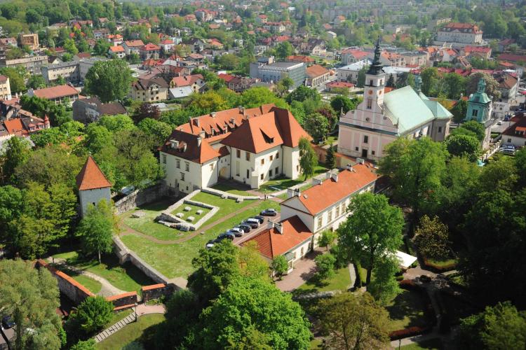 The Saltworks Castle was restored from 1976 to 1996 and was added to the UNESCO World Heritage List, along with nearby Bochnia Salt Mine, in 2013. – © Bogdan Pasek