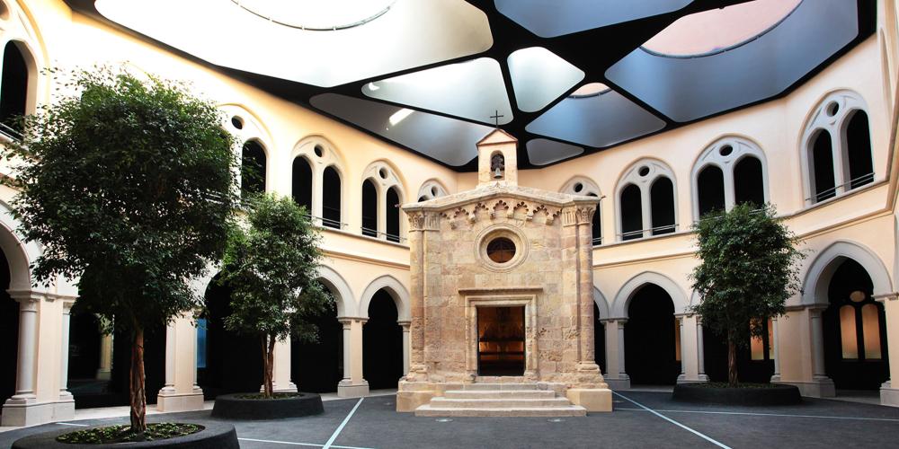 The Diocesan Church invites you to discover its magnificent heritage and to follow in the footsteps of martyrs on the route of the early Christians of Tarraco. – © Santi Grimau The Diocesan Church invites you to discover its magnificent heritage and to follow in the footsteps of martyrs on the route of the early Christians of Tarraco. – © Santi Grimau