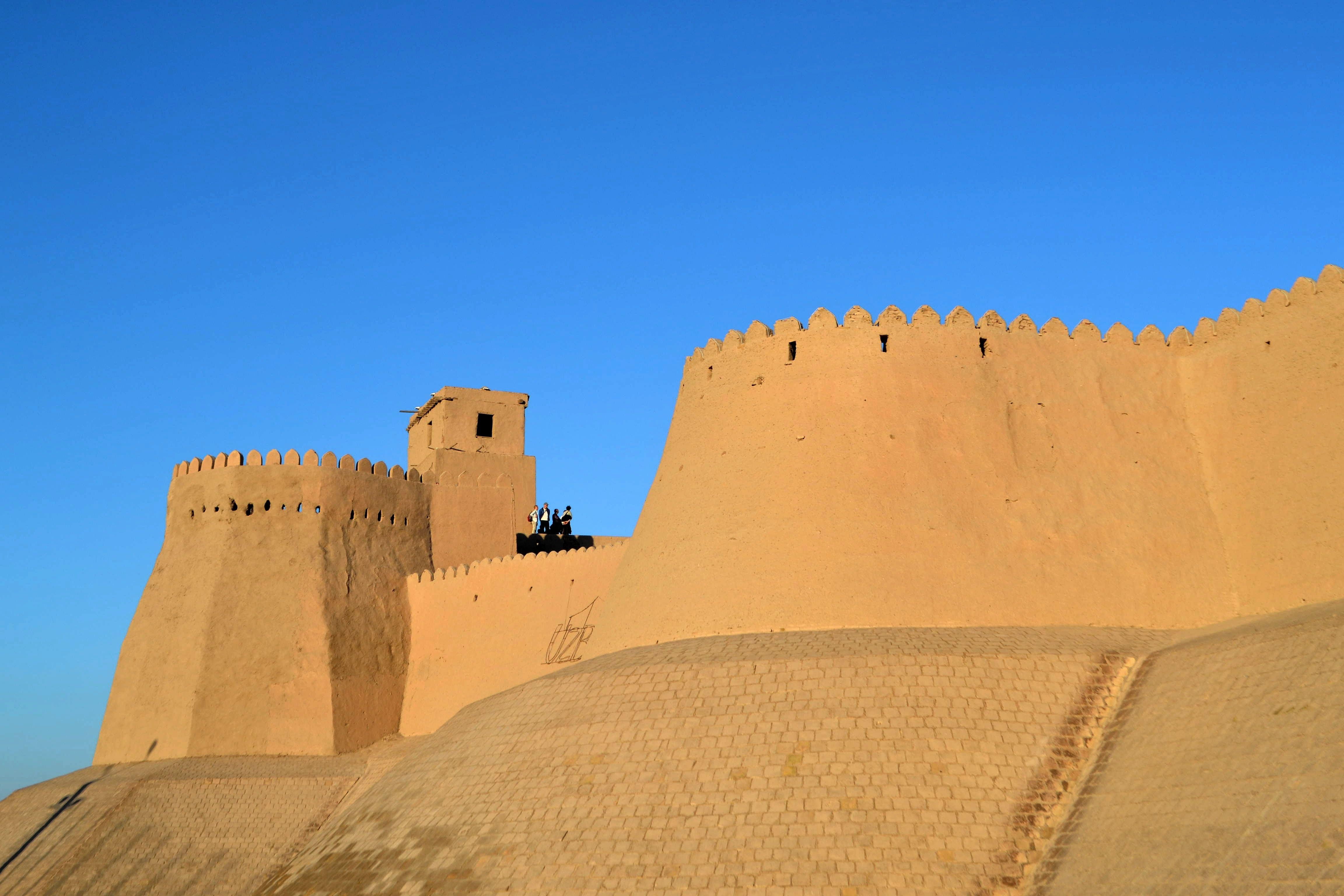 Khiva citadel © Federico Mata / Unsplash