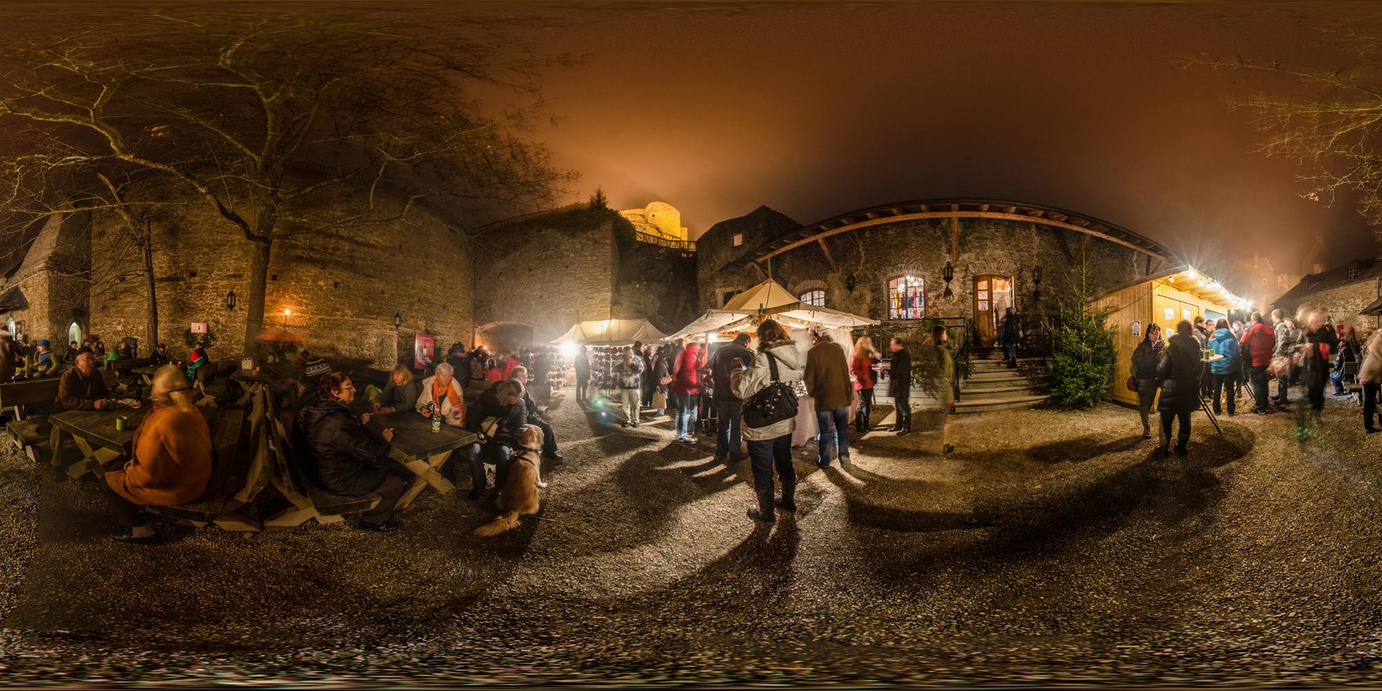 Le marché de Noël en novembre est le point d'orgue de l'année à Aggstein. – © Sebastian Weg-Erbauer / Schlossgut Schönbühel-Aggstein