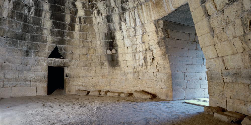 The interior of the Treasury of Atreus. – © I. Iliadis. Hellenic Ministry of Culture and Sports / Ephorate of Antiquities of Argolida The interior of the Treasury of Atreus. – © I. Iliadis. Hellenic Ministry of Culture and Sports / Ephorate of Antiquities of Argolida