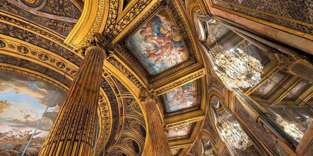 Depuis son inauguration, l'Opéra Royal est considéré comme un exploit technique aussi bien qu'une prouesse au niveau du raffinement de sa décoration. – © Thomas Garnier