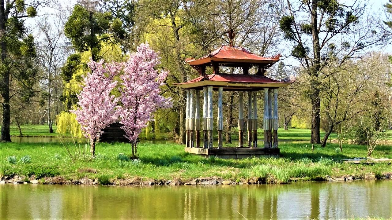 The Mandarian Pavilion is one of the most photographed places in the Garden. – © Dana Klimešová