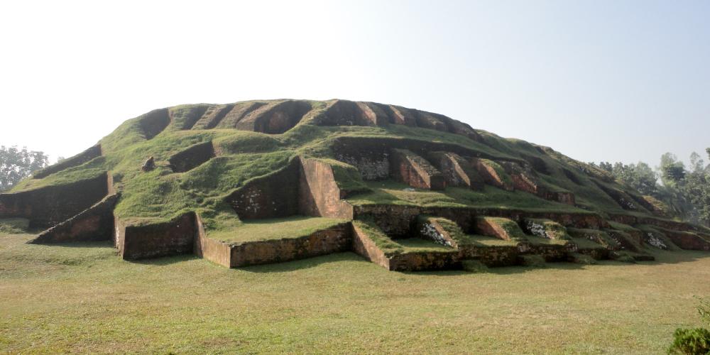Perspective view of Gokul Medh, Bogura – © Azmaree Afrin Perspective view of Gokul Medh, Bogura – © Azmaree Afrin