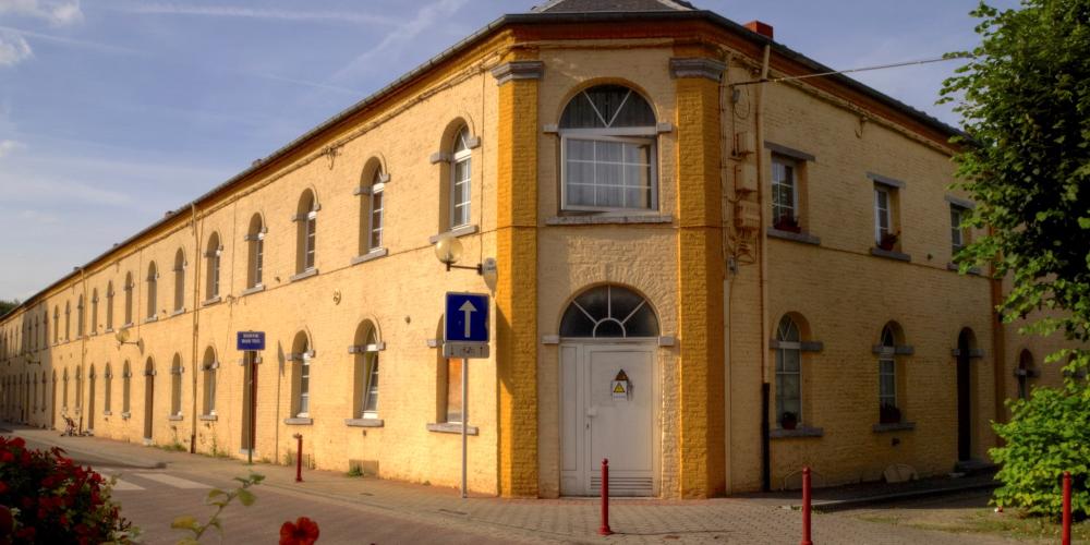 Logements restaurés pour mineurs construits par la compagnie minière dans les années 1830. – © Davidh820 / Wikimedia Foundation Logements restaurés pour mineurs construits par la compagnie minière dans les années 1830. – © Davidh820 / Wikimedia Foundation