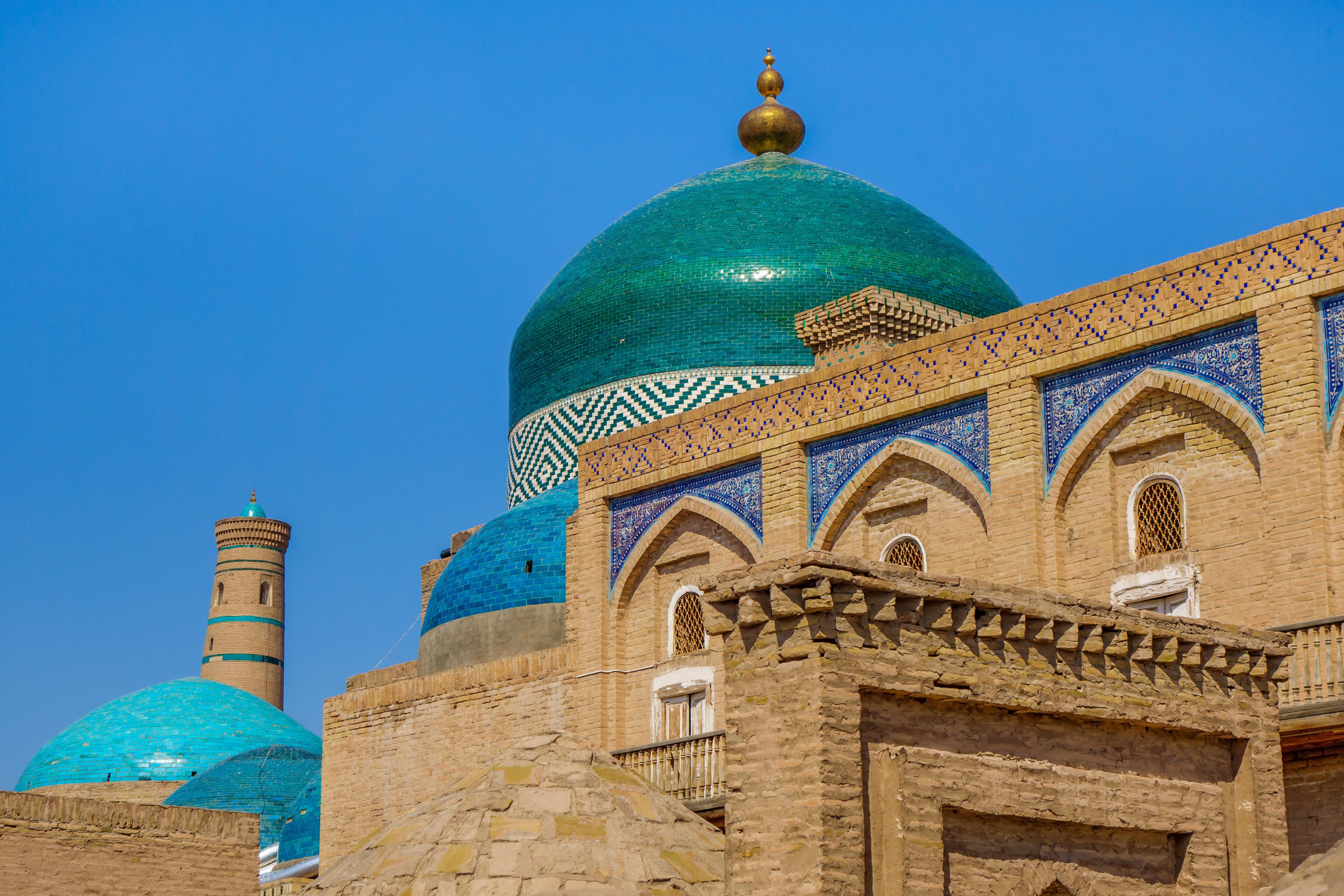 Mausoleum seen from outside © Poliorketes / Shutterstock