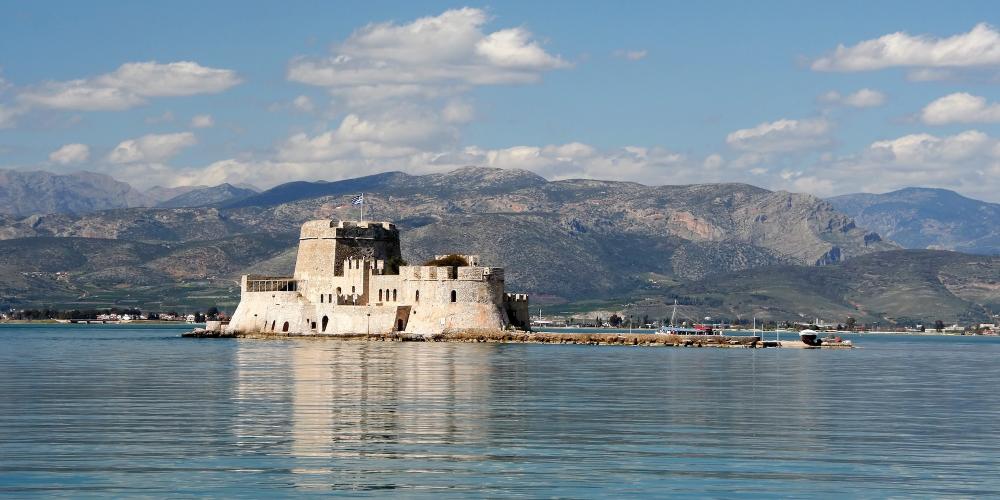 The fortified islet Bourtzi in Nafplio. – Travelgems-Niki Smirni