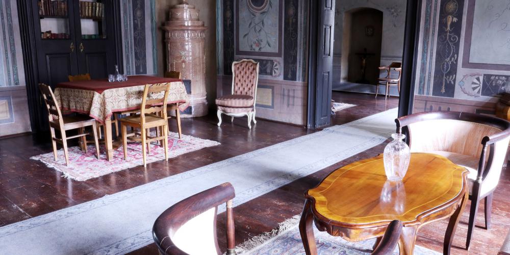 Tokaj wine deals, large and small, were made in this room since the 18th century. – © József Erdős Tokaj wine deals, large and small, were made in this room since the 18th century. – © József Erdős