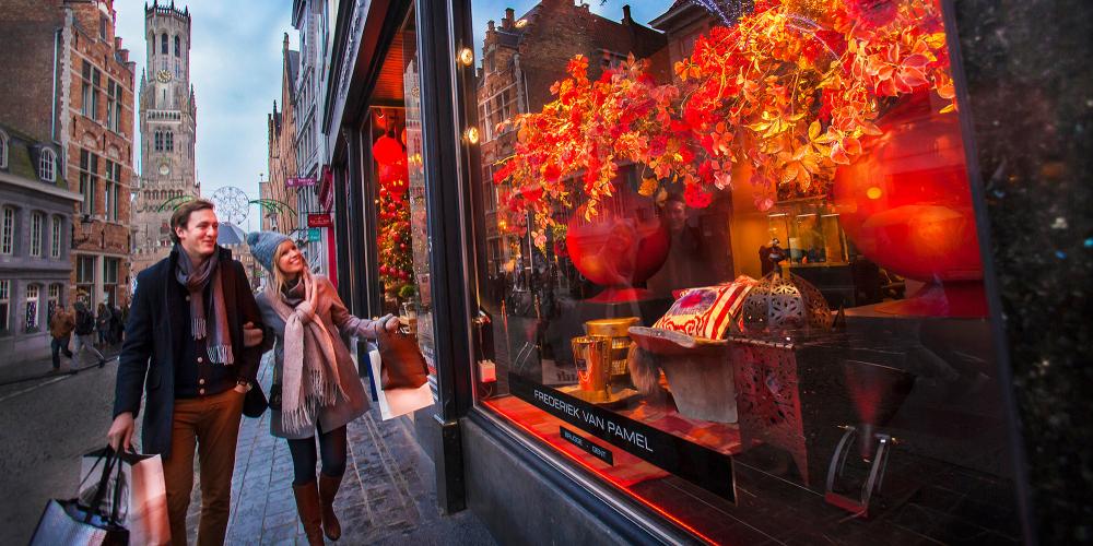 Shopping in Bruges rivals any cultural centre in Europe. – © Jan D'Hondt / VisitBruges Shopping in Bruges rivals any cultural centre in Europe. – © Jan D'Hondt / VisitBruges