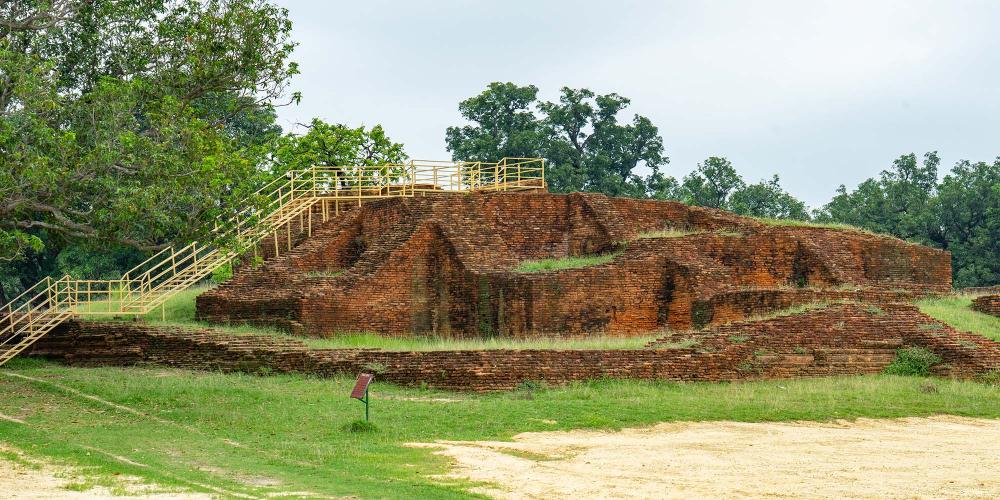 The main stupa at Kudan is believed to have been built during the Sakya period to commemorate Buddha’s meeting with his father. – © Michael Turtle The main stupa at Kudan is believed to have been built during the Sakya period to commemorate Buddha’s meeting with his father. – © Michael Turtle