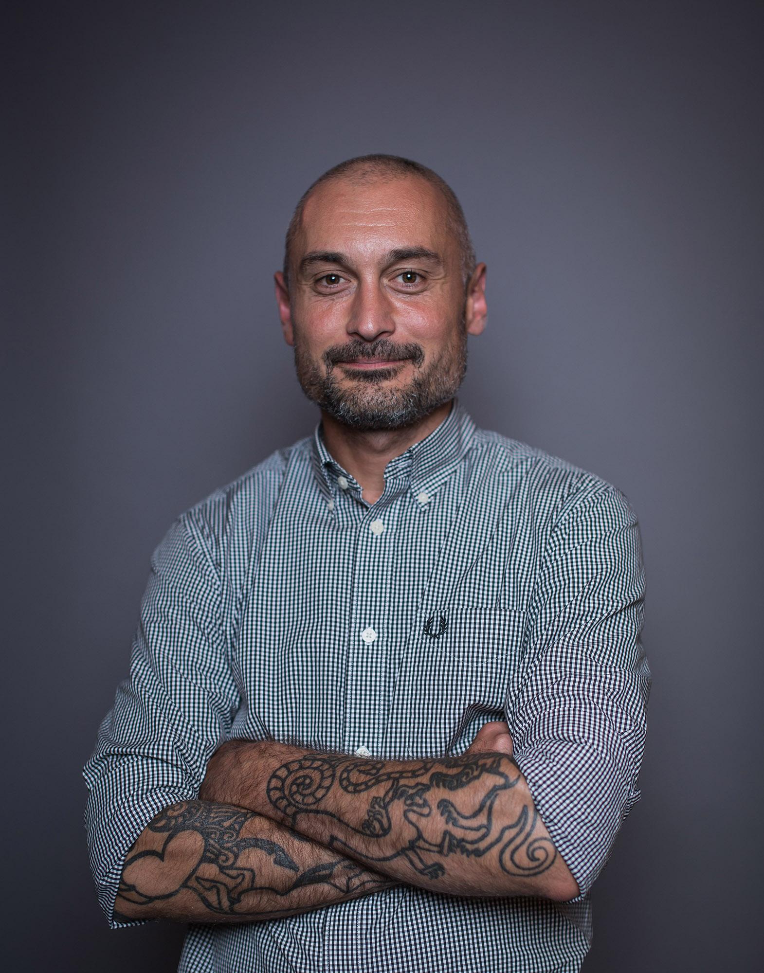 Endre Demeter's tattoos are the inspiration for the labels of the Demetervin wines. – © Studio Bakos