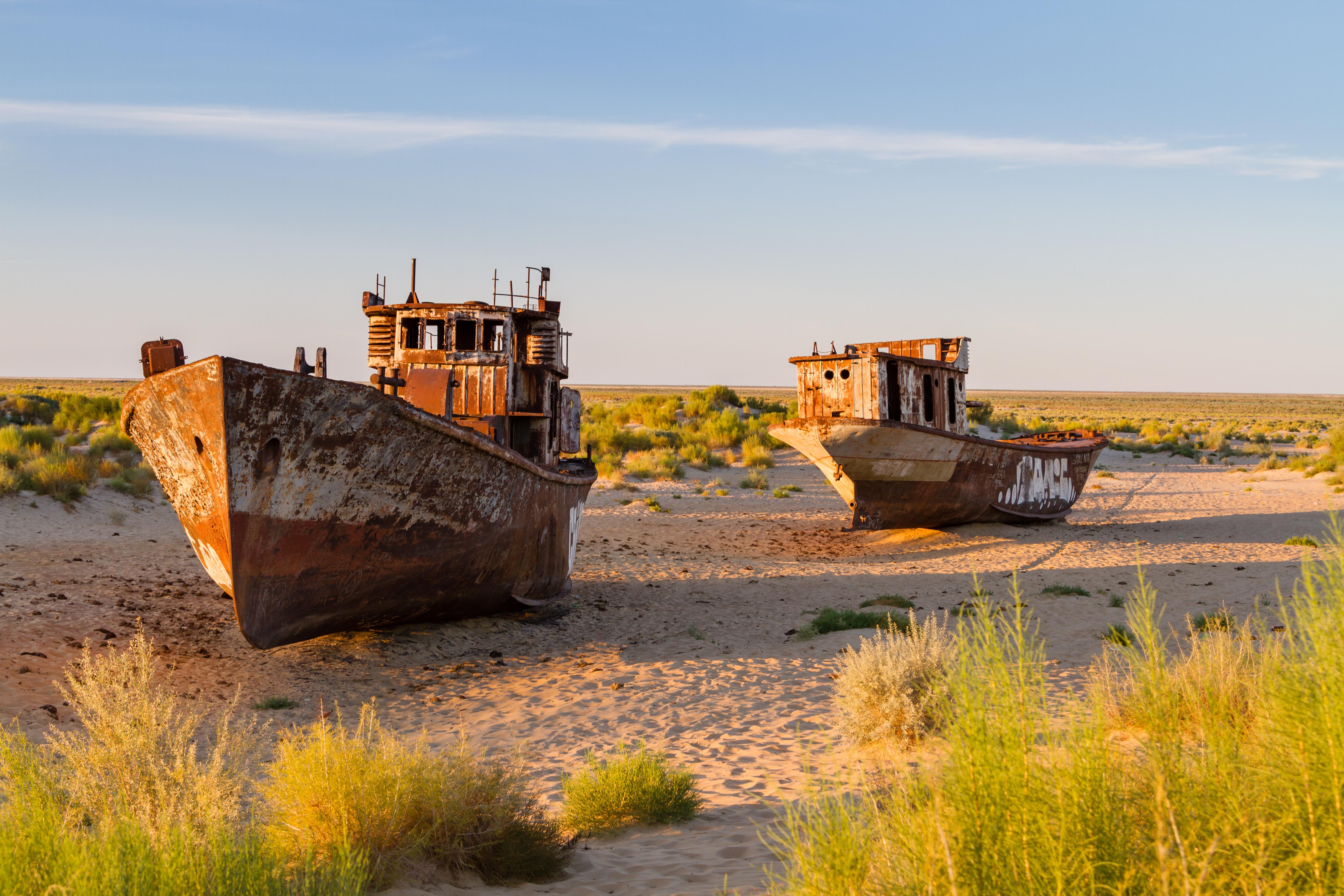 Boats abandoned at the port of Muynak